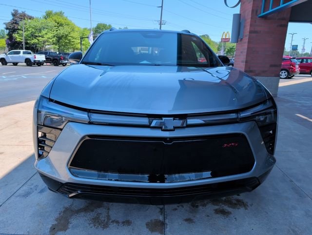 Used 2025 Chevrolet Blazer EV RS with VIN 3GNKDHRK6SS187098 for sale in Sylvania, OH