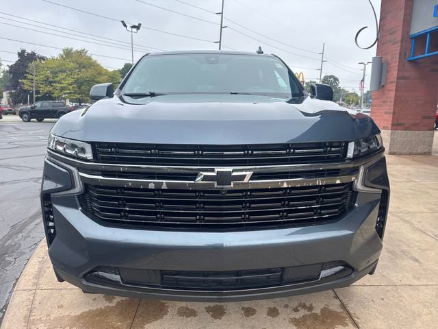 2021 Chevrolet Suburban RST photo 3