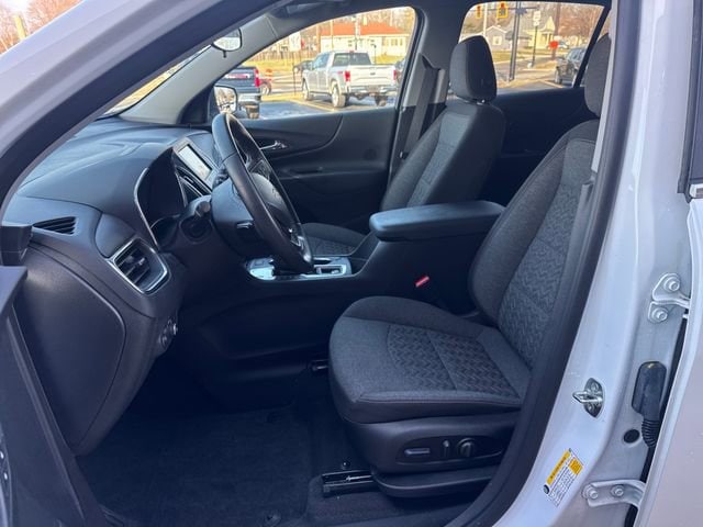 2024 Chevrolet Equinox LT - Photo 11