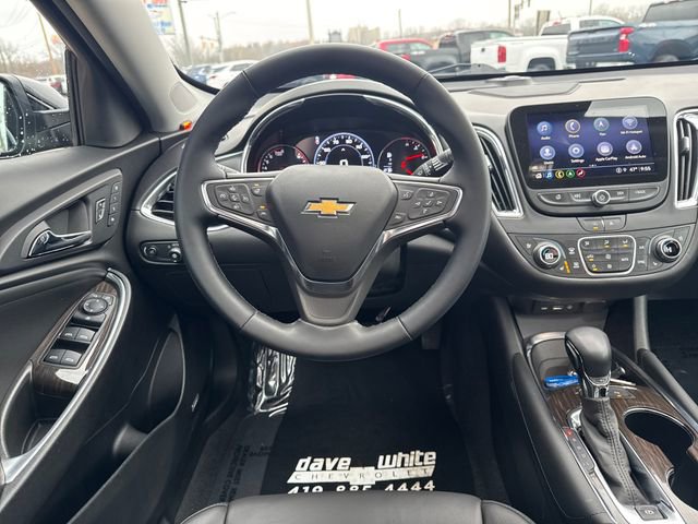 2024 Chevrolet Malibu Premier 2LT photo 2