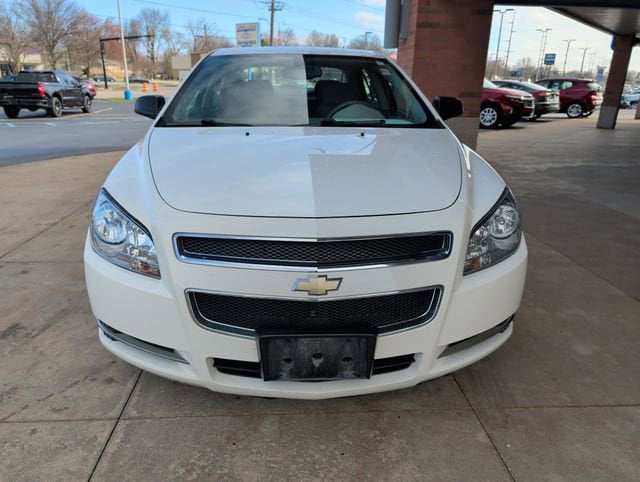Used 2008 Chevrolet Malibu LS with VIN 1G1ZG57B08F264053 for sale in Sylvania, OH