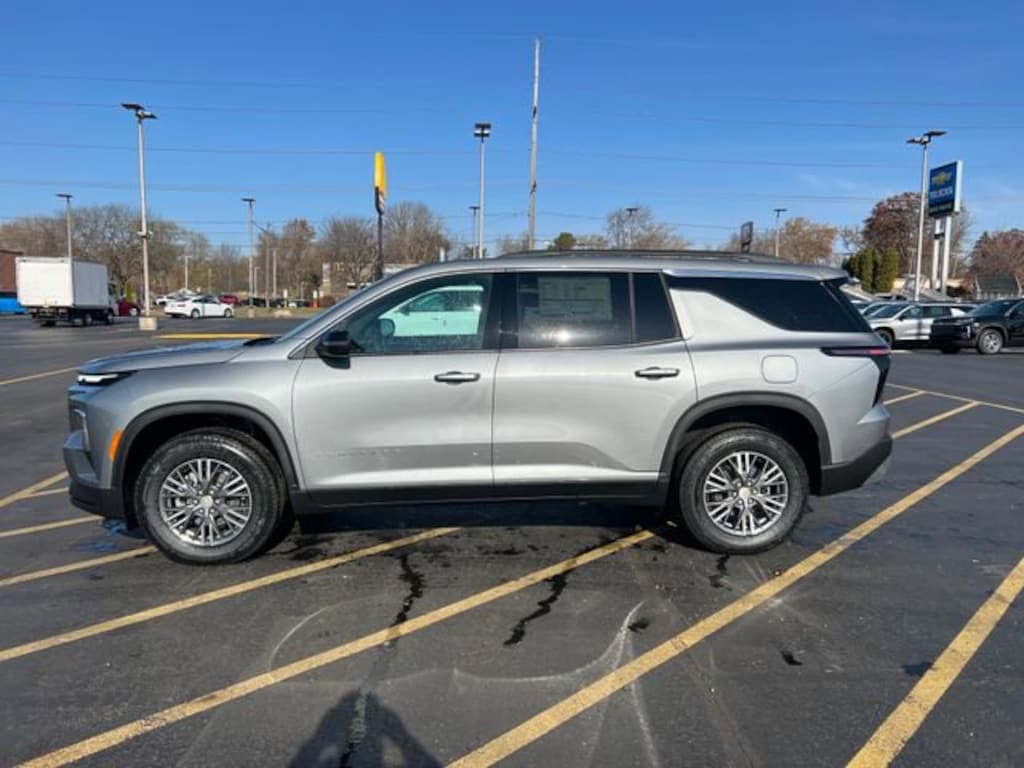 New 2026 Chevrolet Traverse LT SUV