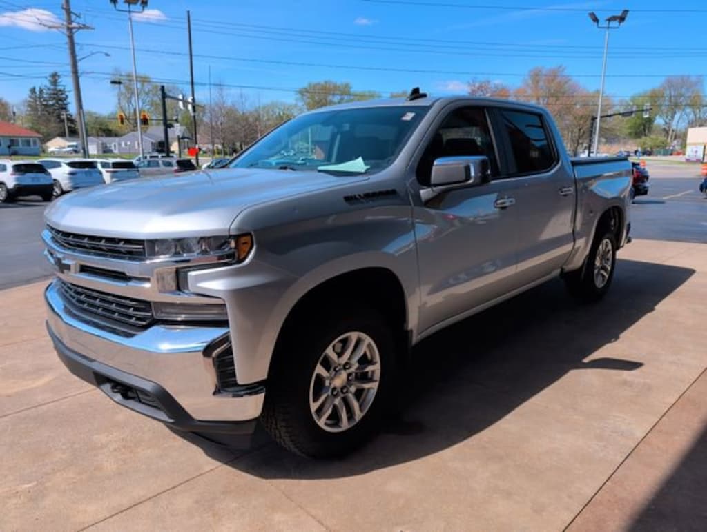 Used 2020 Chevrolet Silverado 1500 LT Truck Crew Cab
