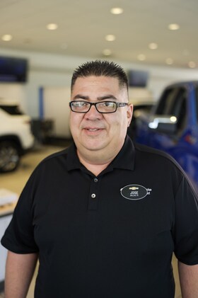 Staff member Jose Sosa from ID_13c5fae70081