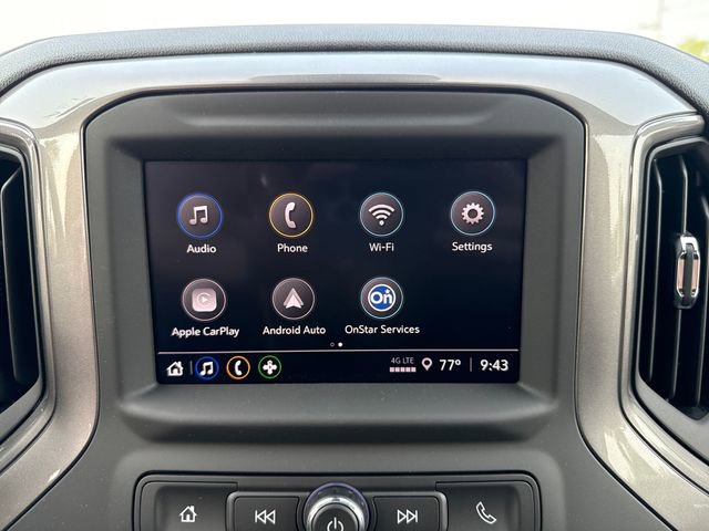 2025 Chevrolet Silverado 2500HD photo 3