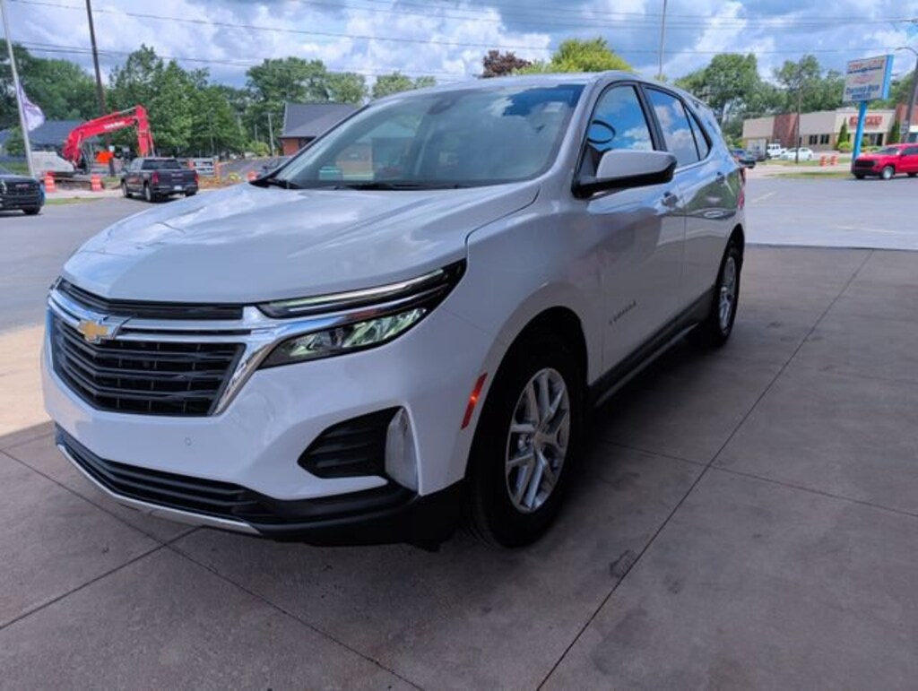 Used 2024 Chevrolet Equinox LT SUV