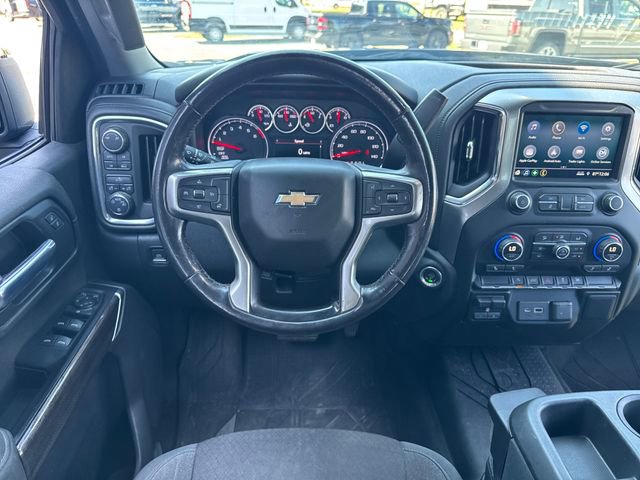 2019 Chevrolet Silverado 1500 LT photo 3