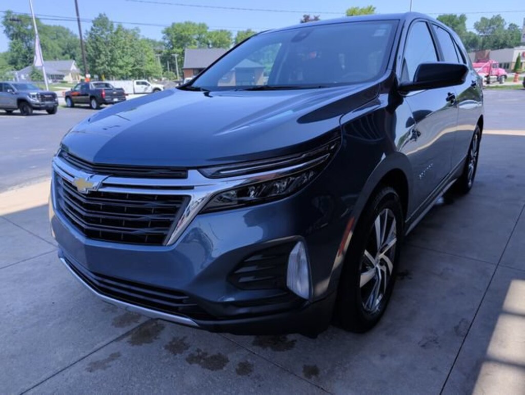 Used 2024 Chevrolet Equinox LT SUV