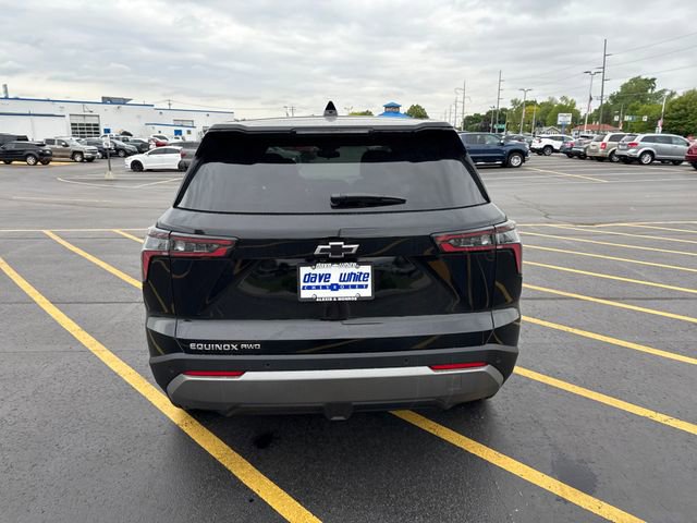 2026 Chevrolet Equinox LT photo 4