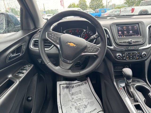 2024 Chevrolet Equinox LT photo 2