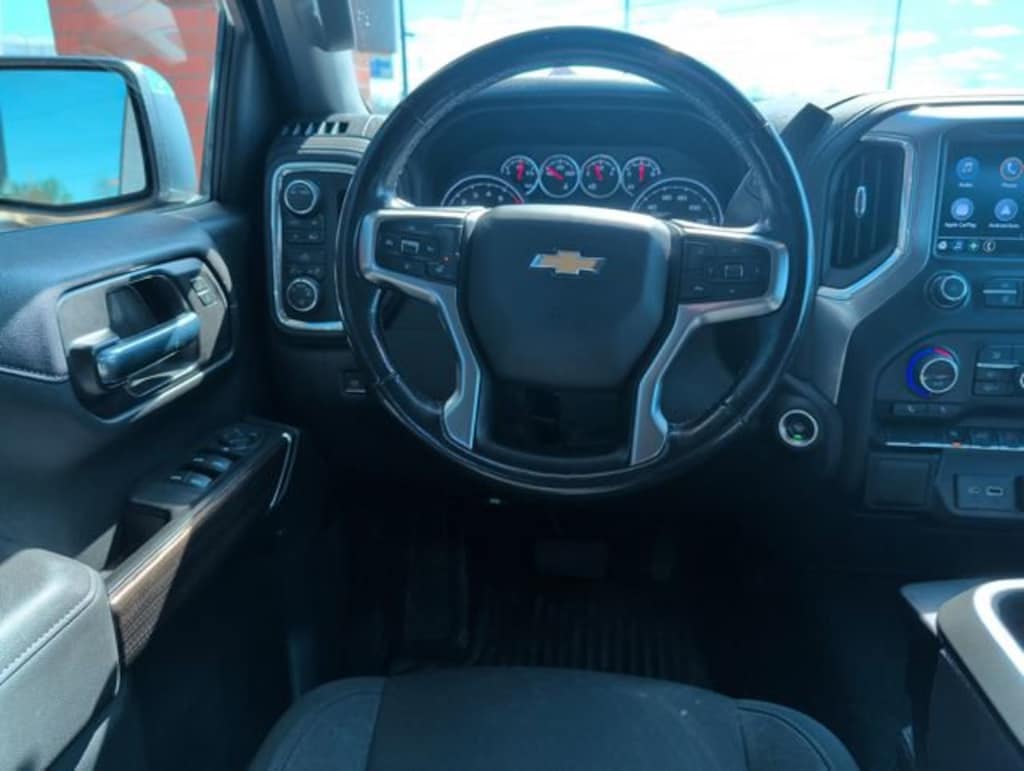 Used 2020 Chevrolet Silverado 1500 LT Truck Crew Cab