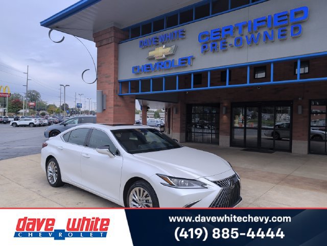 2023 Lexus ES Hybrid
