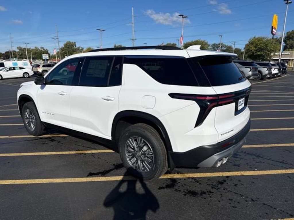 New 2026 Chevrolet Traverse LT SUV