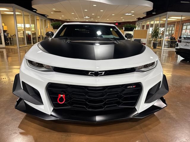 2022 Chevrolet Camaro ZL1 photo 3