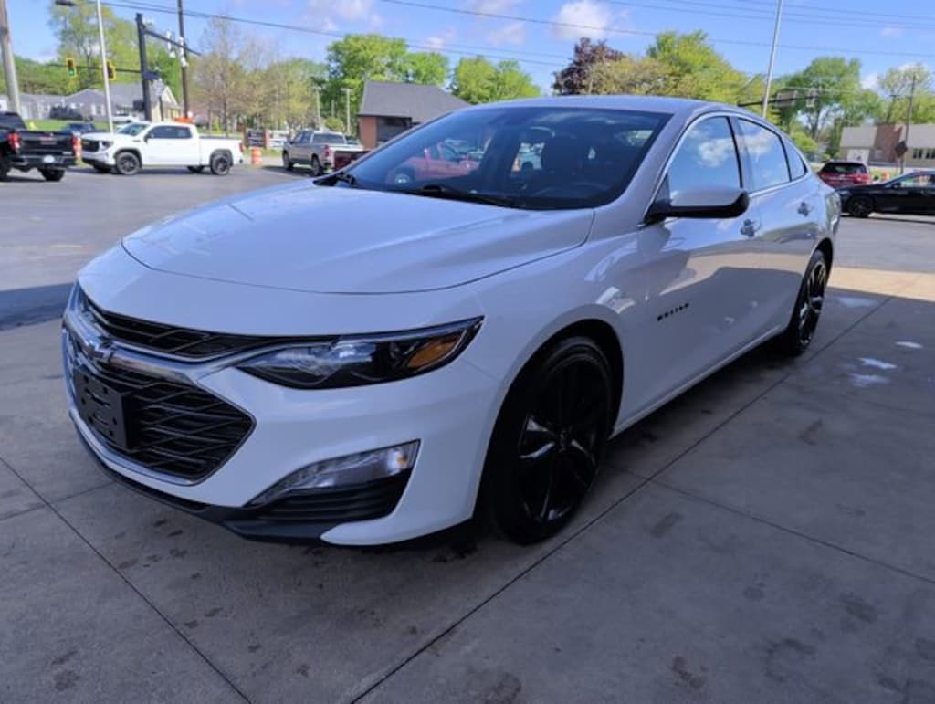 Used 2024 Chevrolet Malibu 1LT Sedan