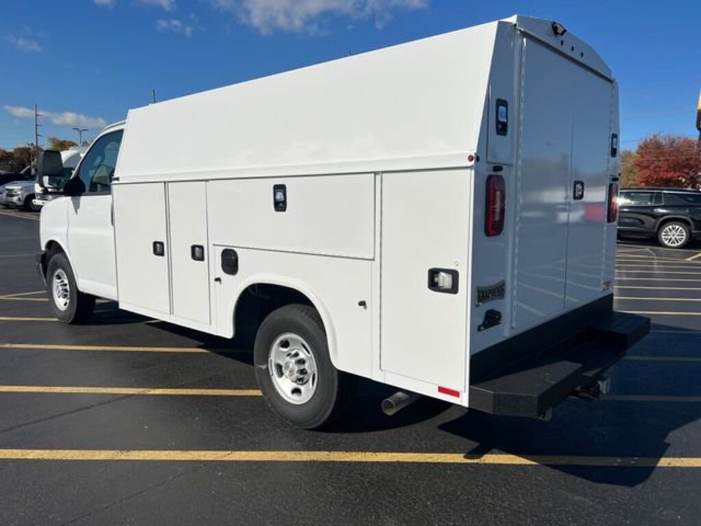 New 2025 Chevrolet Express Cutaway 3500 1WT Cutaway Van