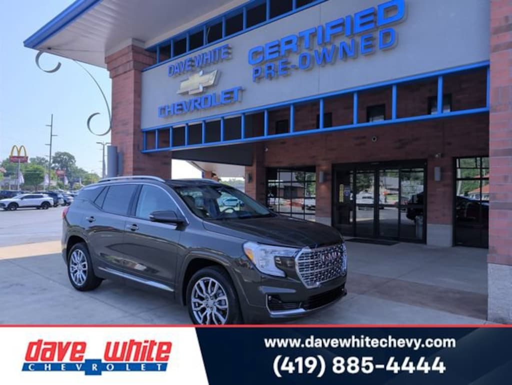 Used 2023 GMC Terrain Denali SUV