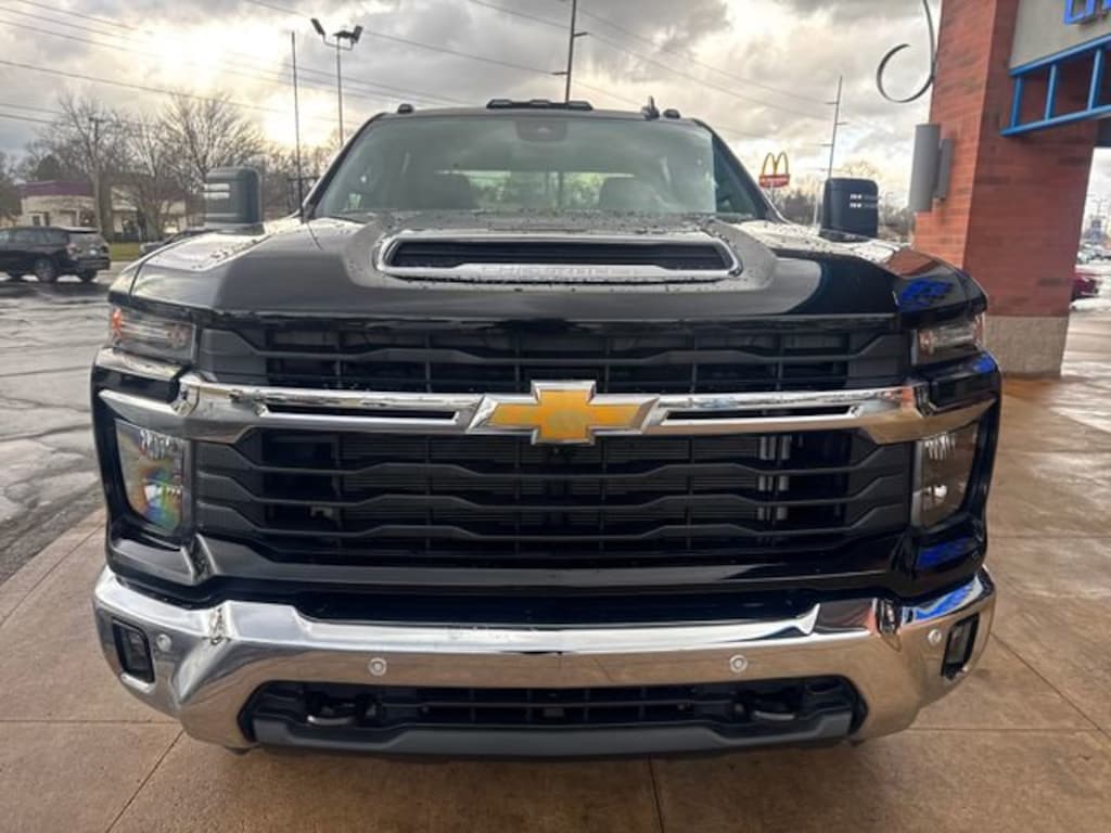 Used 2025 Chevrolet Silverado 2500 HD LT Truck Crew Cab