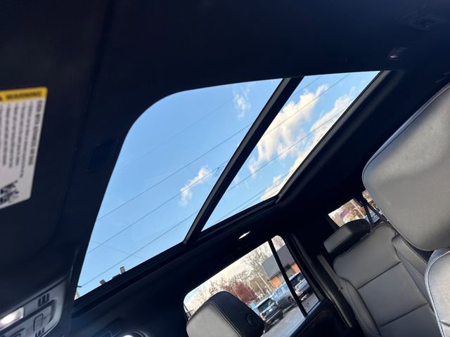 2021 Chevrolet Suburban Z71 photo 4