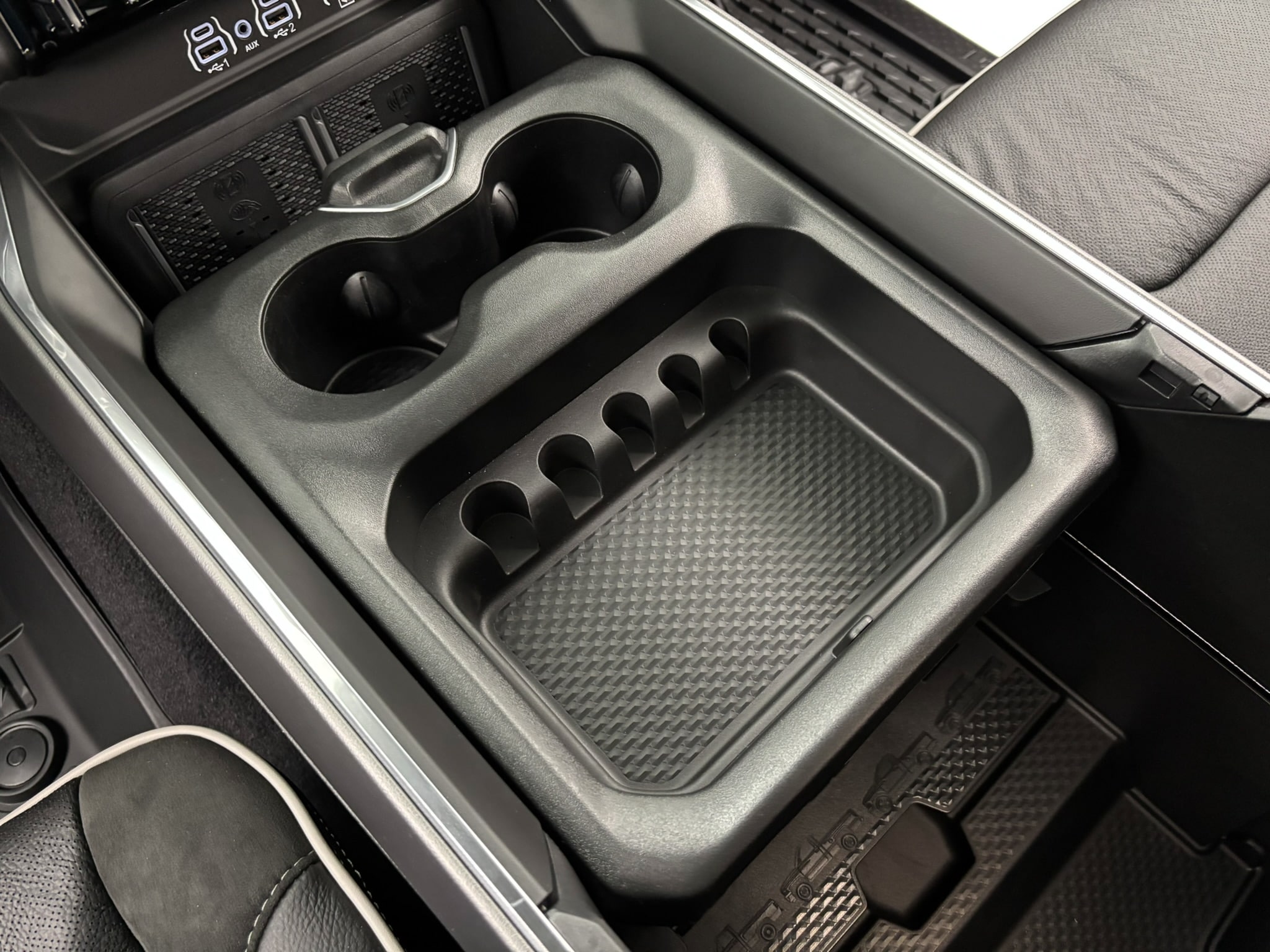 2026 RAM 1500 Laramie - Photo 36