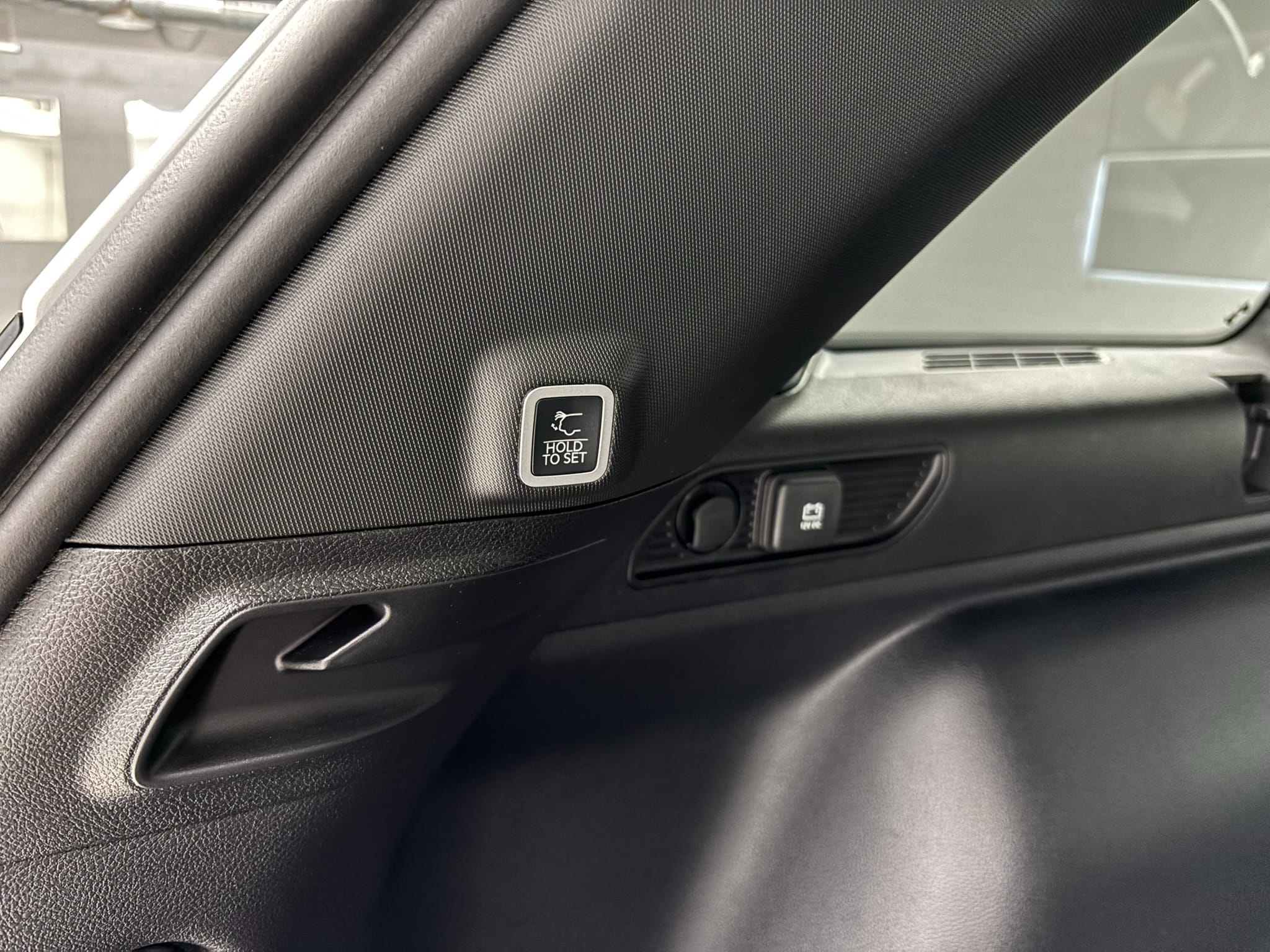 2026 Jeep Grand Cherokee Laredo - Photo 46