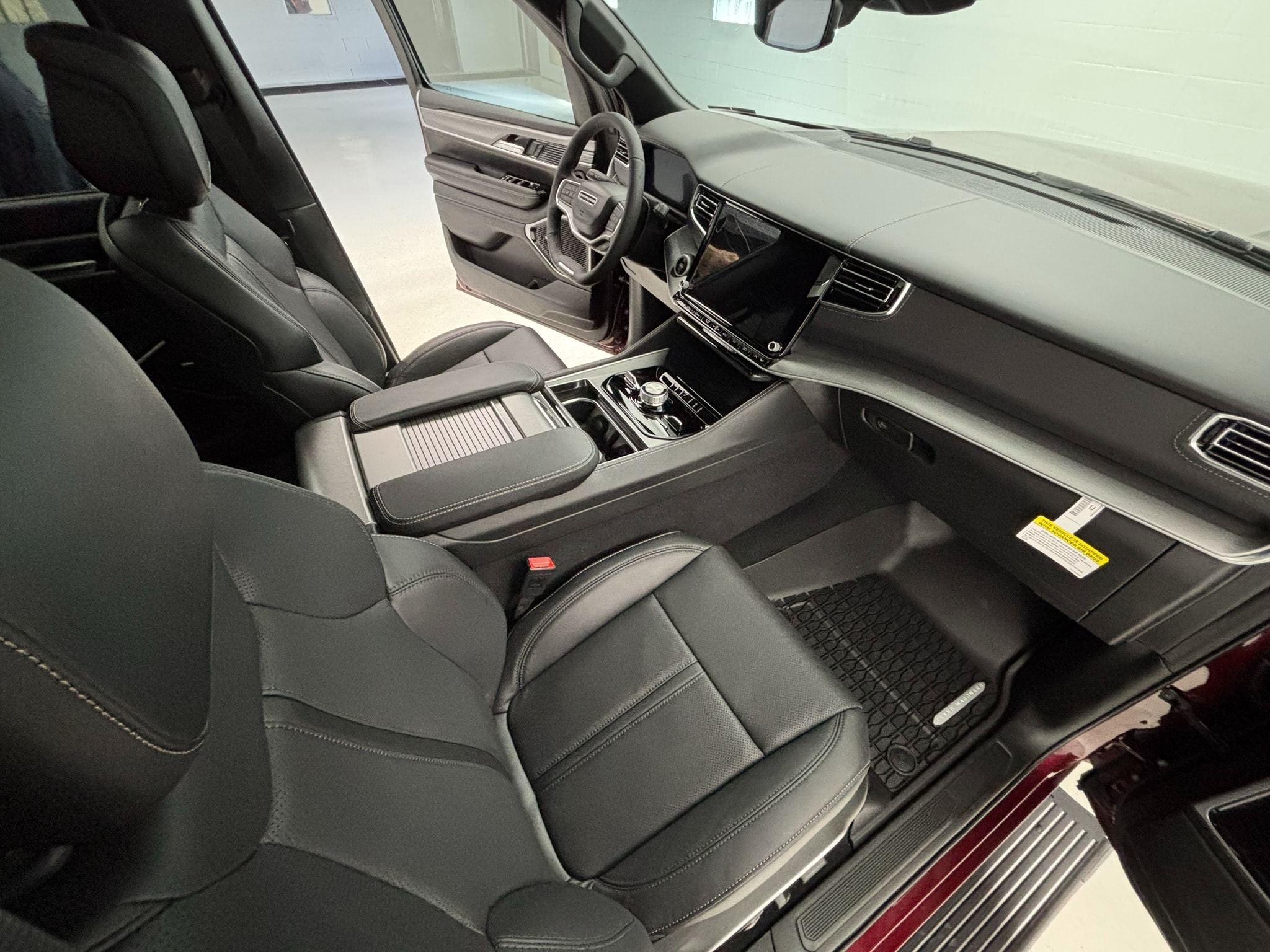 2026 Jeep Grand Wagoneer L Limited Reserve - Photo 25