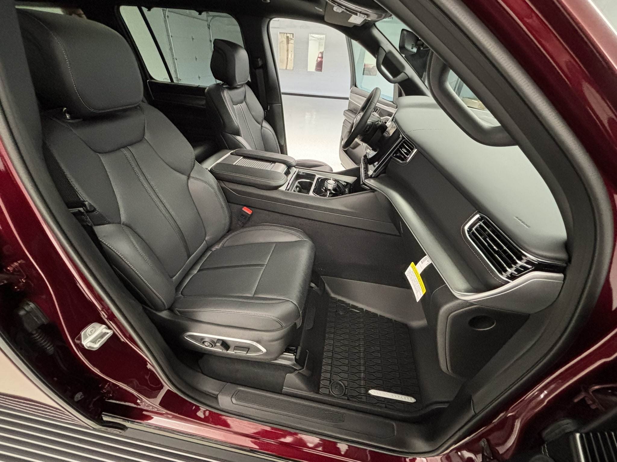 2026 Jeep Grand Wagoneer L Limited Reserve - Photo 26