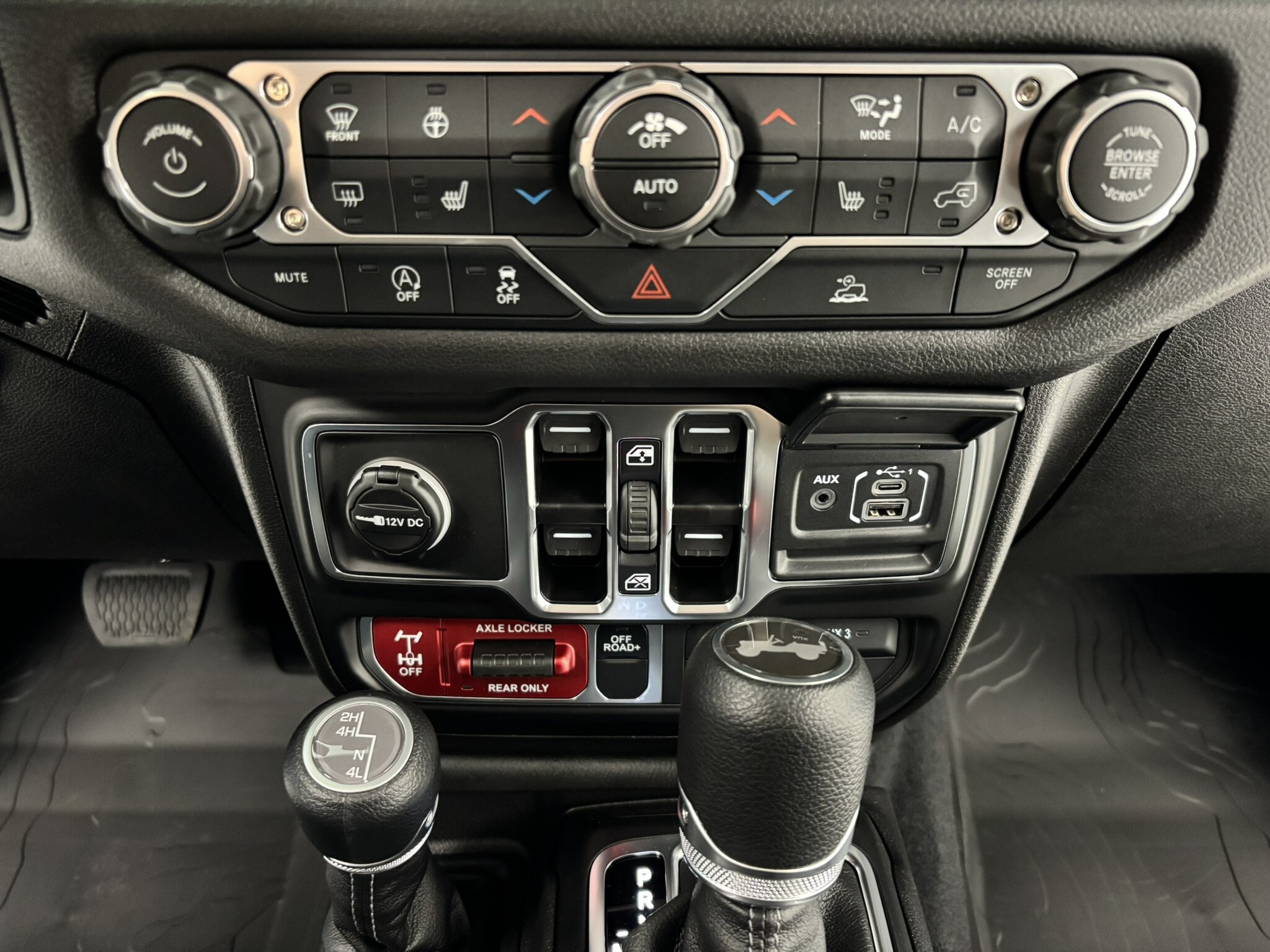2026 Jeep Wrangler 4-Door Willys - Photo 24