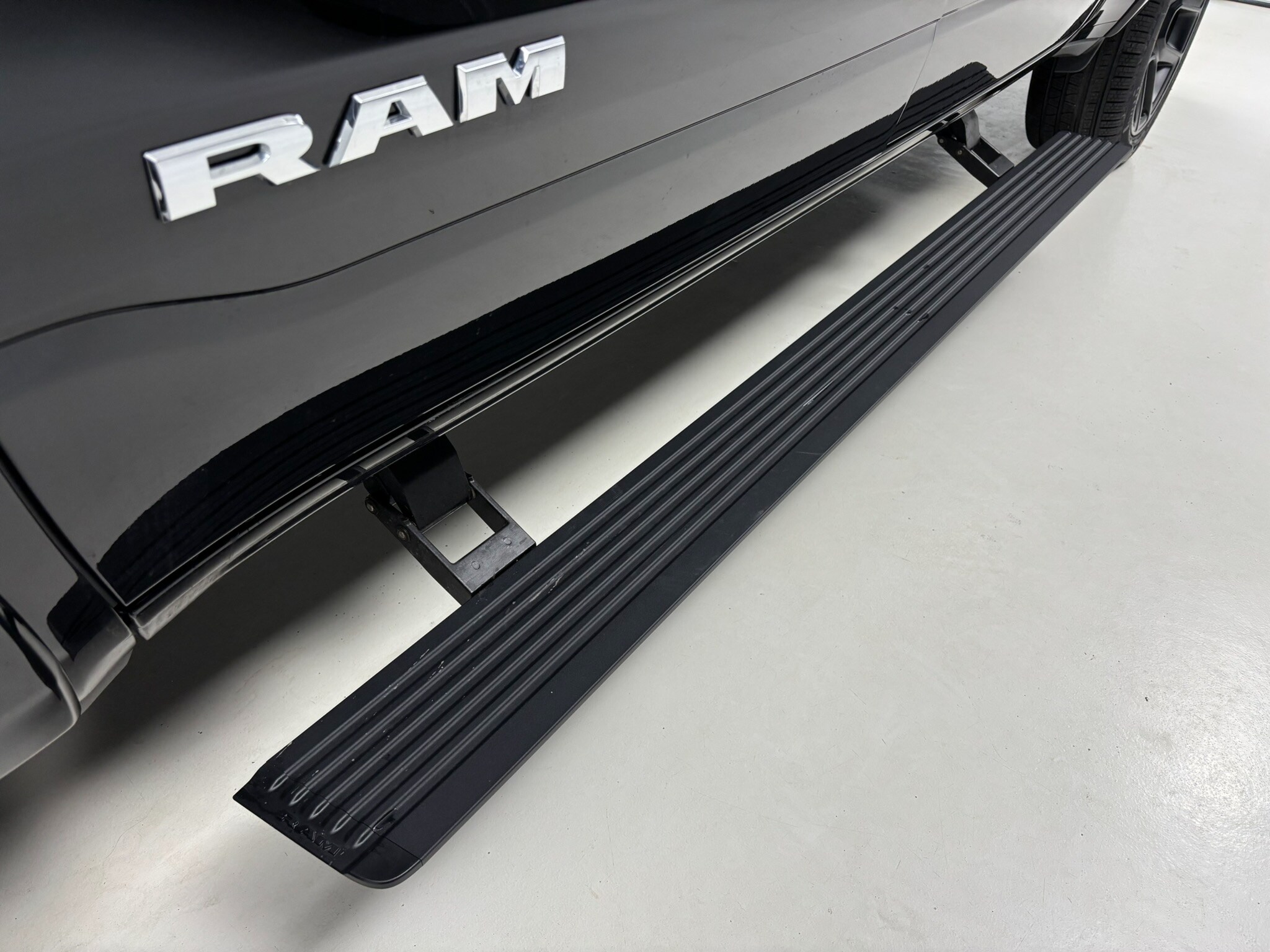 2026 RAM 1500 Laramie - Photo 14