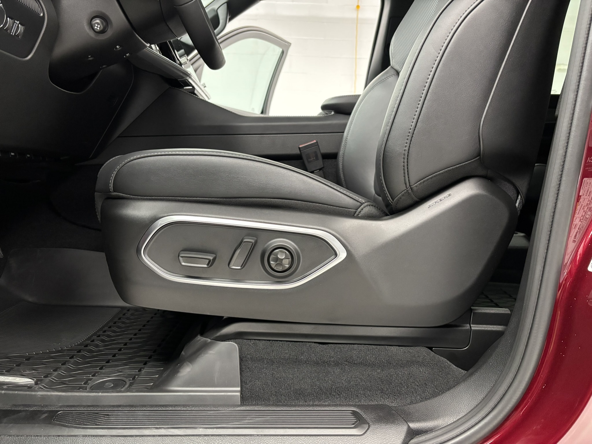 2026 Jeep Grand Wagoneer L Limited Reserve - Photo 41