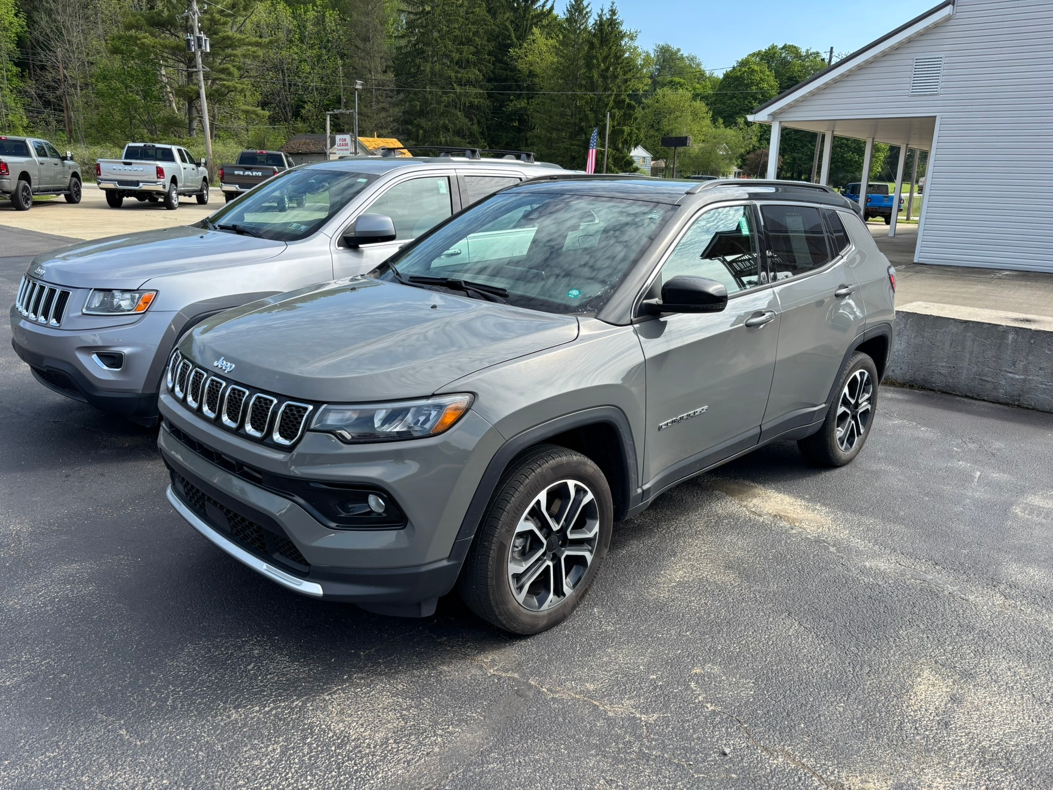 2023 Jeep Compass Limited 4X4's photo