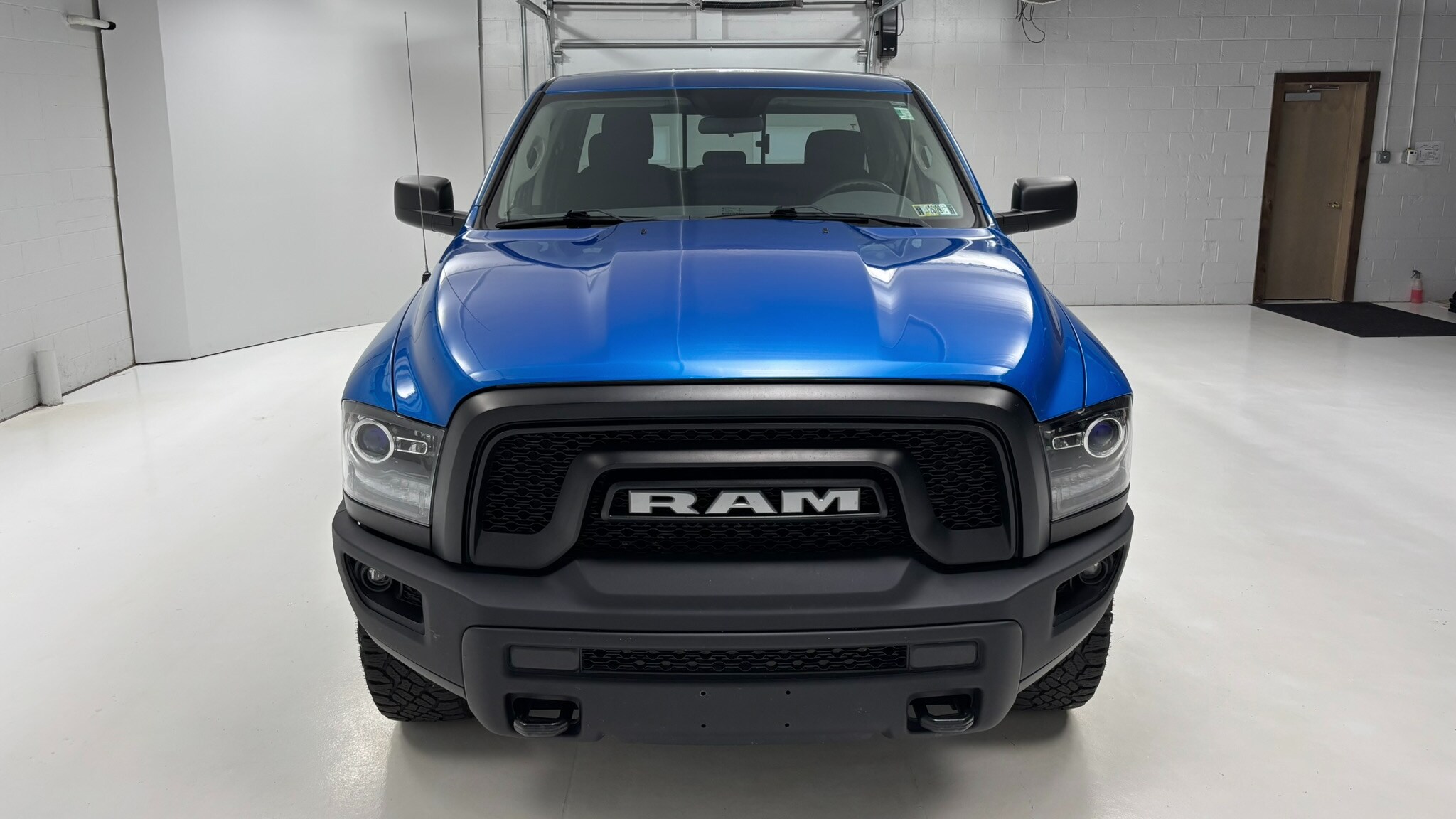 2020 Ram 1500 Classic Warlock photo 2