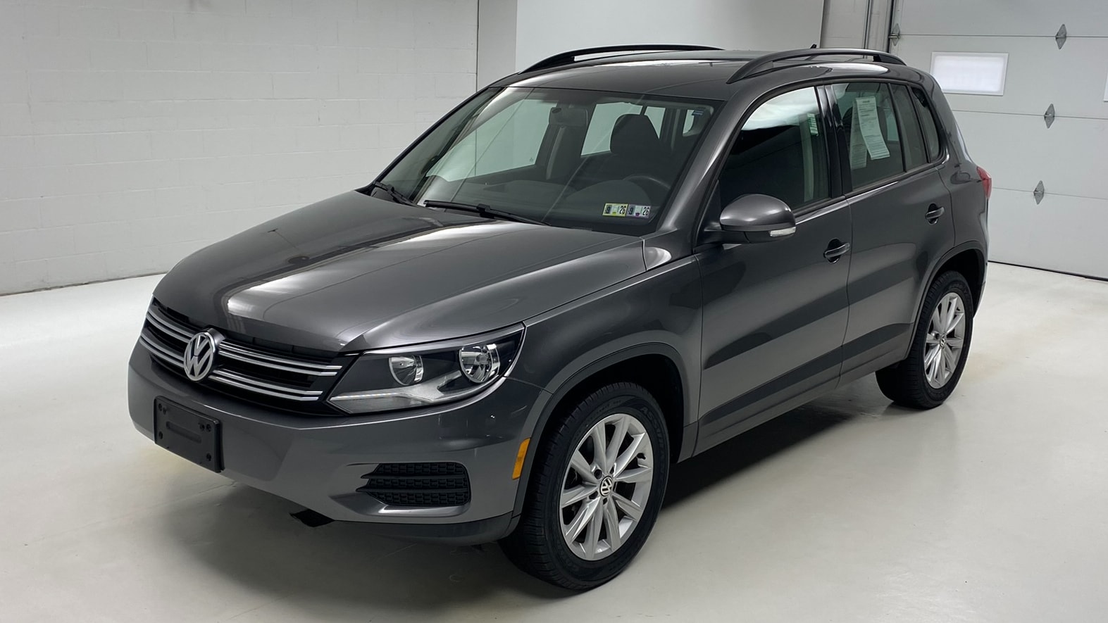 2018 Volkswagen Tiguan Limited 2.0T 4Motion