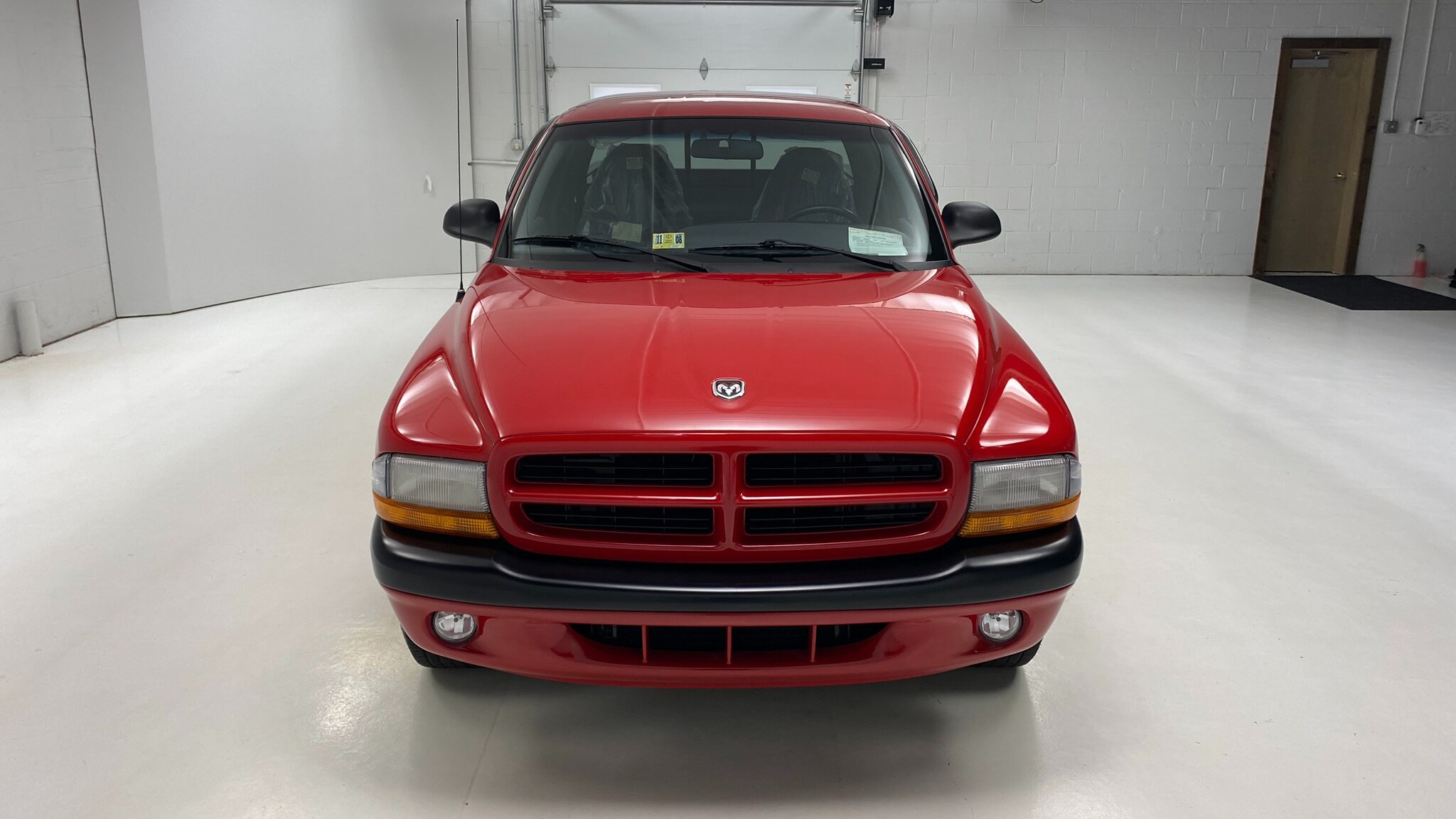 1997 Dodge Dakota Sport photo 2