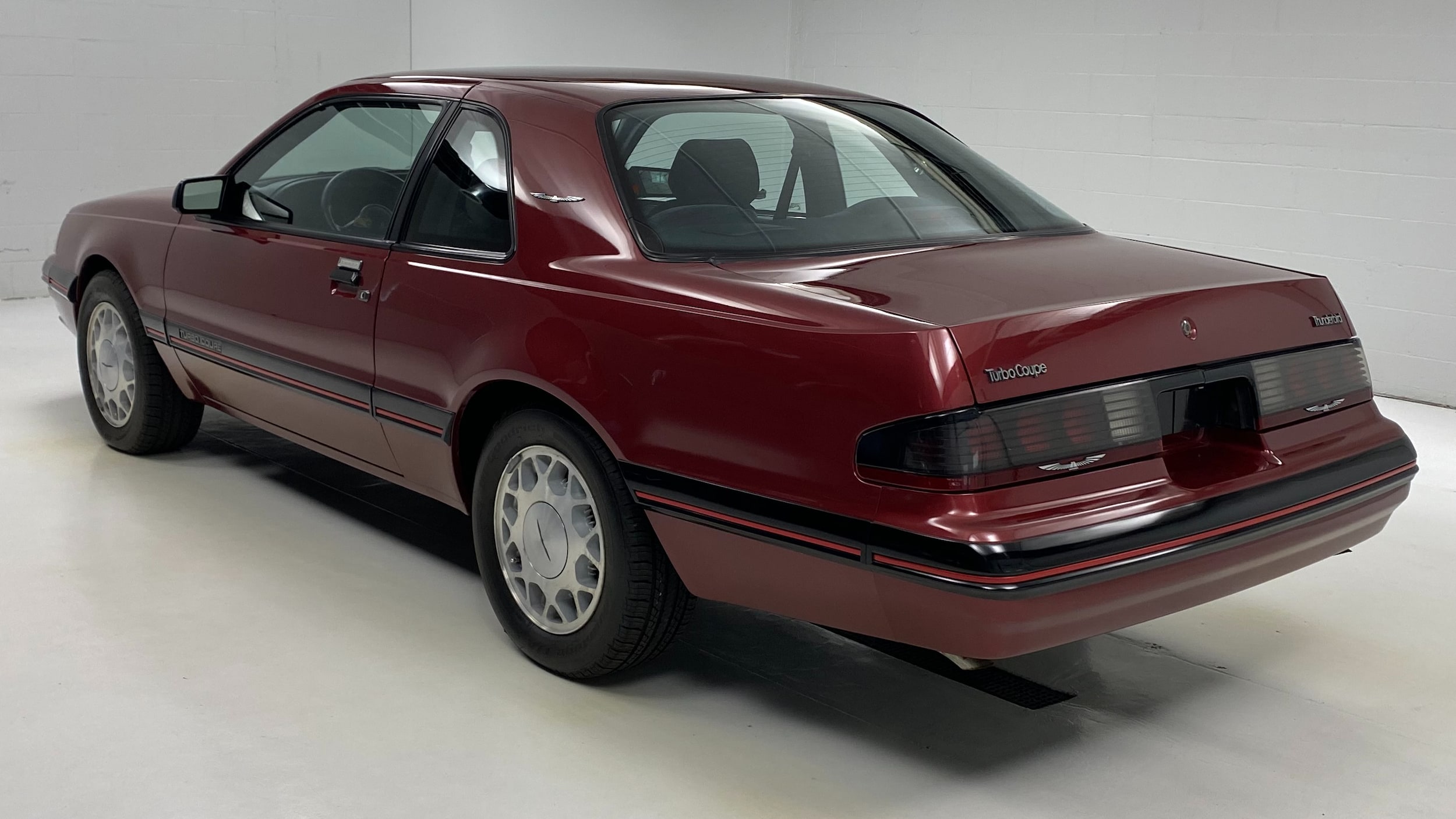 1987 Ford Thunderbird - Photo 6