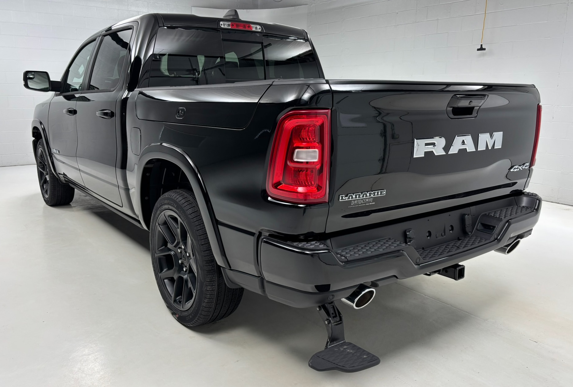 2026 RAM 1500 Laramie - Photo 15