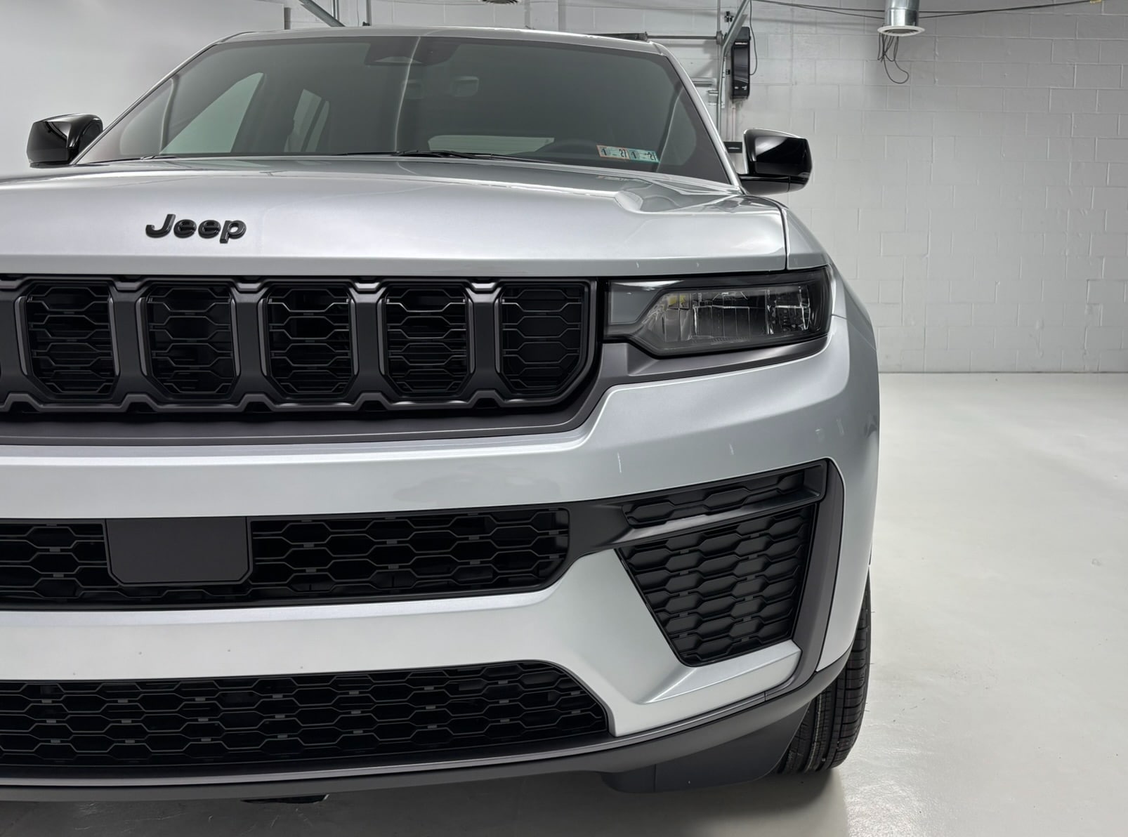 2026 Jeep Grand Cherokee Laredo - Photo 10