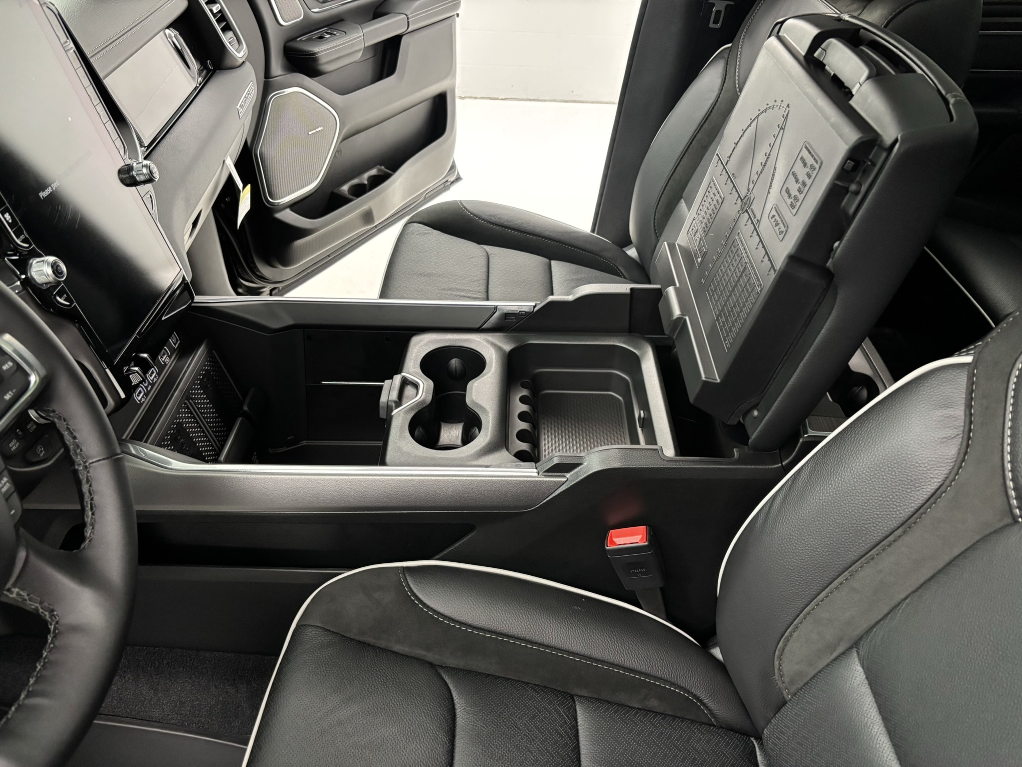 2026 RAM 1500 Laramie - Photo 45