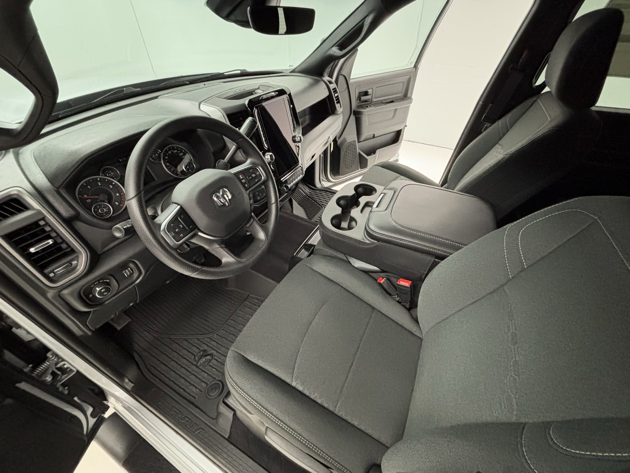2026 RAM 2500 Tradesman - Photo 25