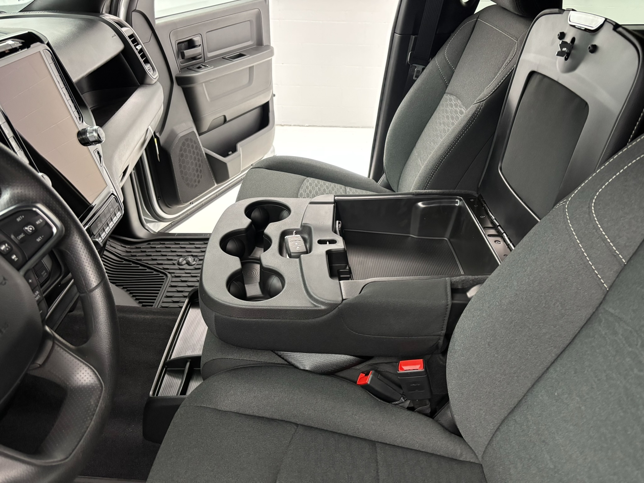 2026 RAM 2500 Tradesman - Photo 42