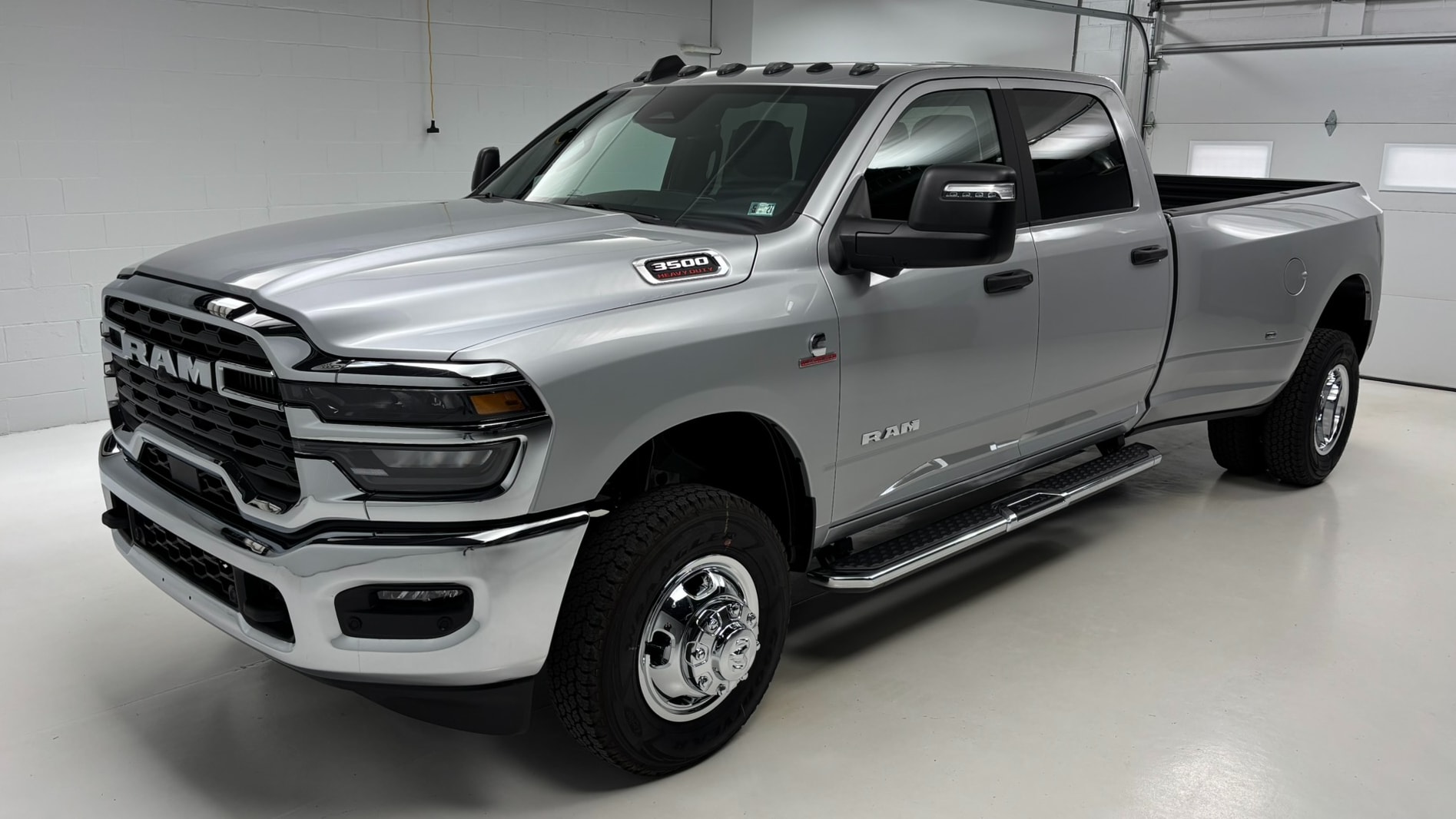 2026 RAM 3500 Big Horn 4X4 Crew Cab LWB's photo
