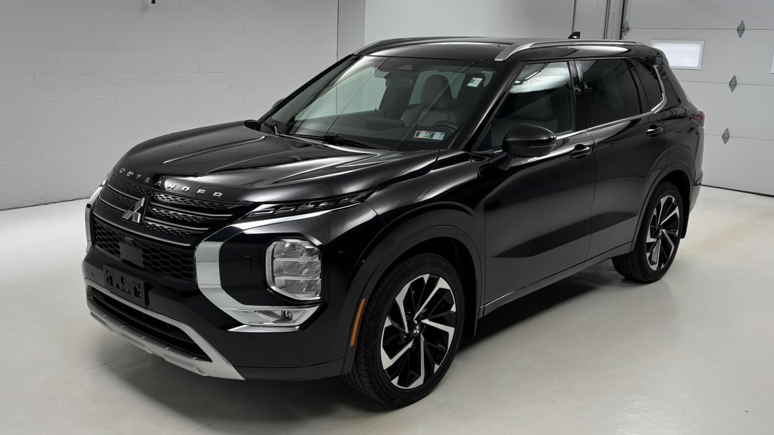 2023 Mitsubishi Outlander