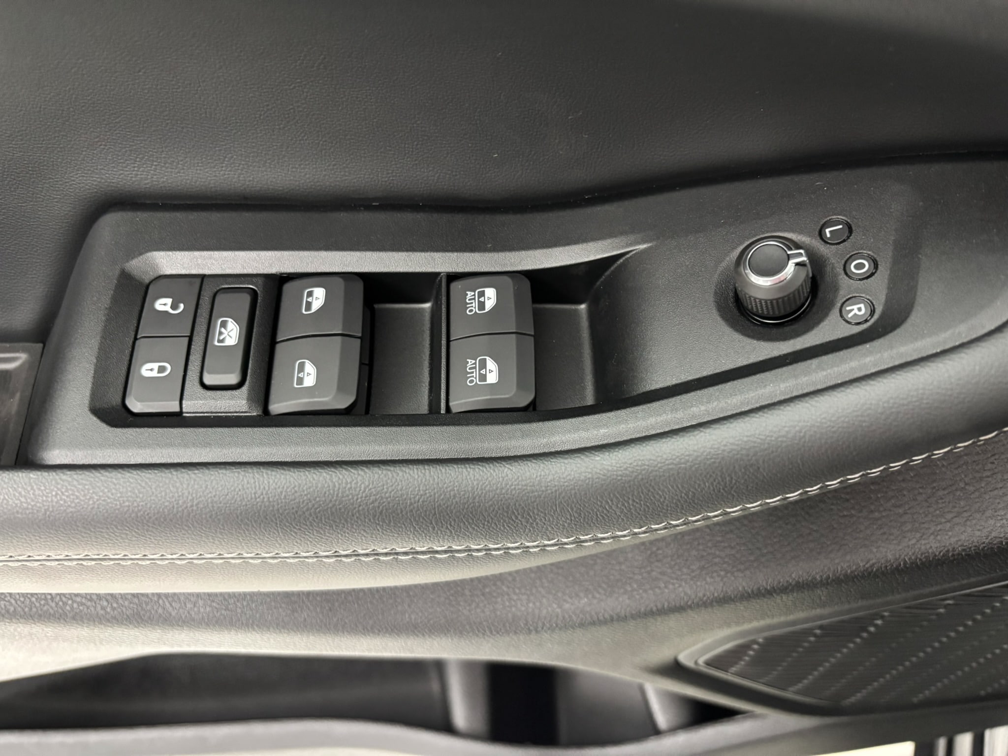 2025 Jeep Grand Cherokee L Limited - Photo 38