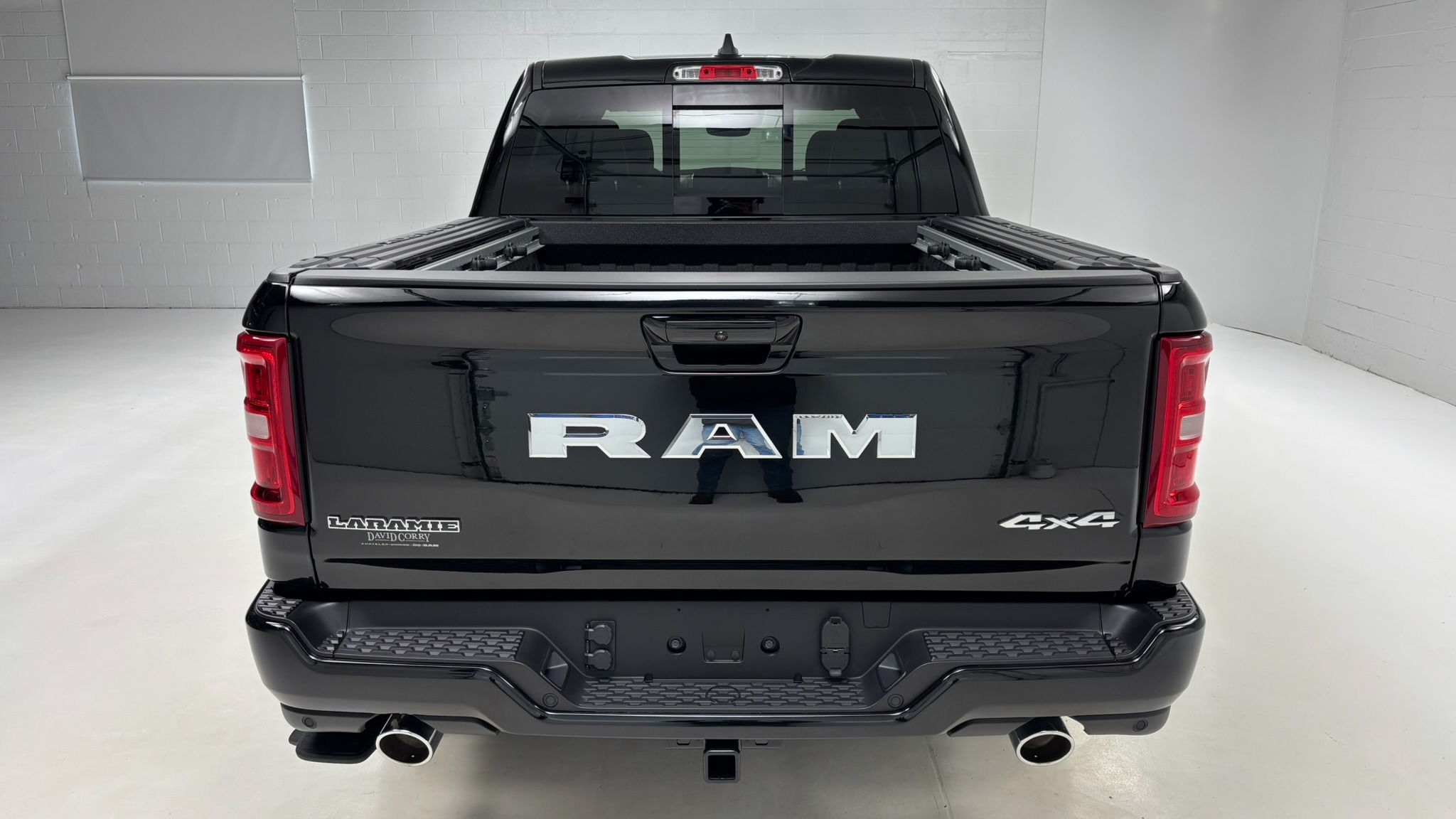 2026 RAM 1500 Laramie - Photo 6