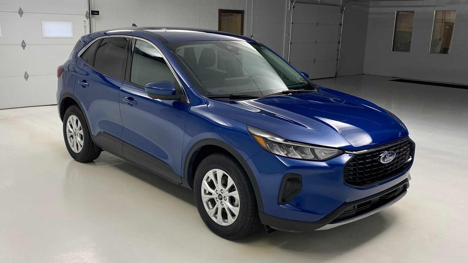 2023 Ford Escape Active photo 3