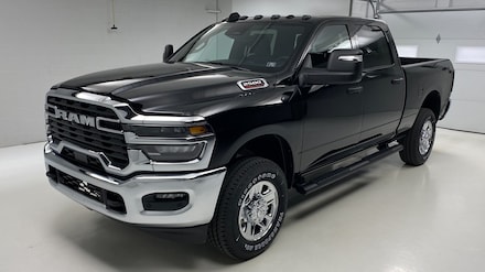 2025 Ram 2500 TRADESMAN CREW CAB 4X4 6'4 BOX Pickup