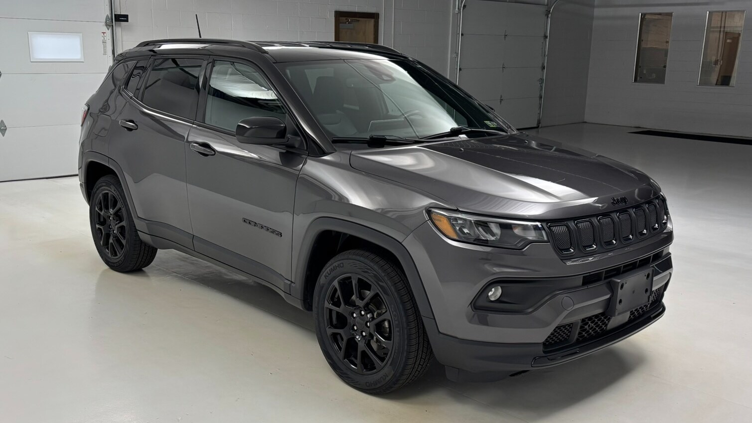 2022 Jeep Compass Altitude photo 2