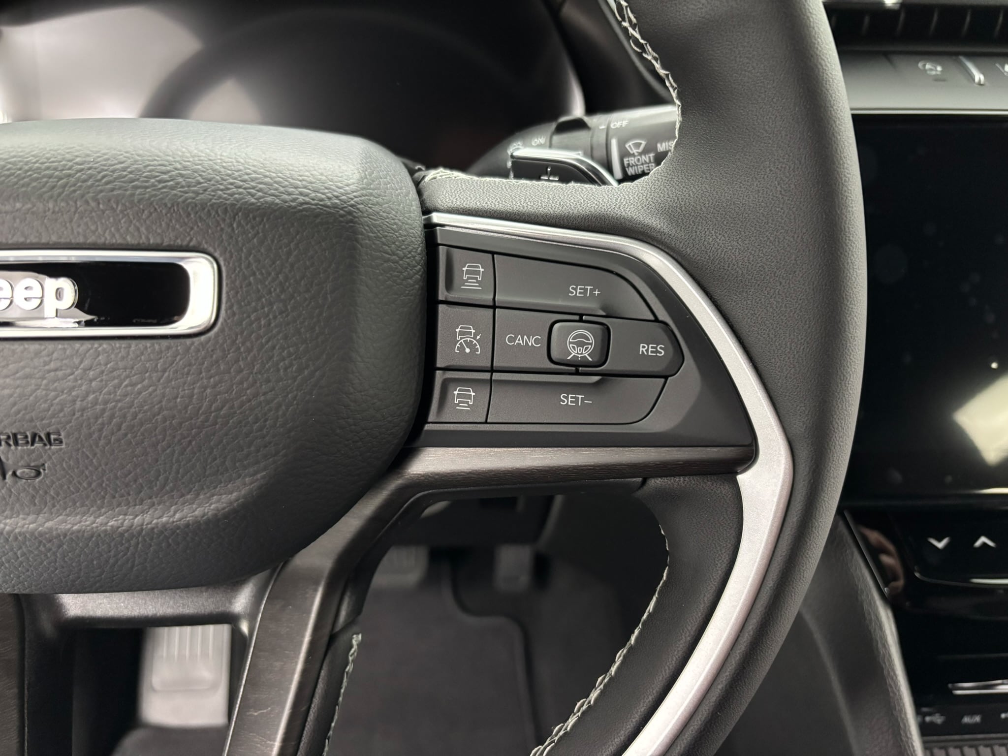 2026 Jeep Grand Cherokee Laredo - Photo 28