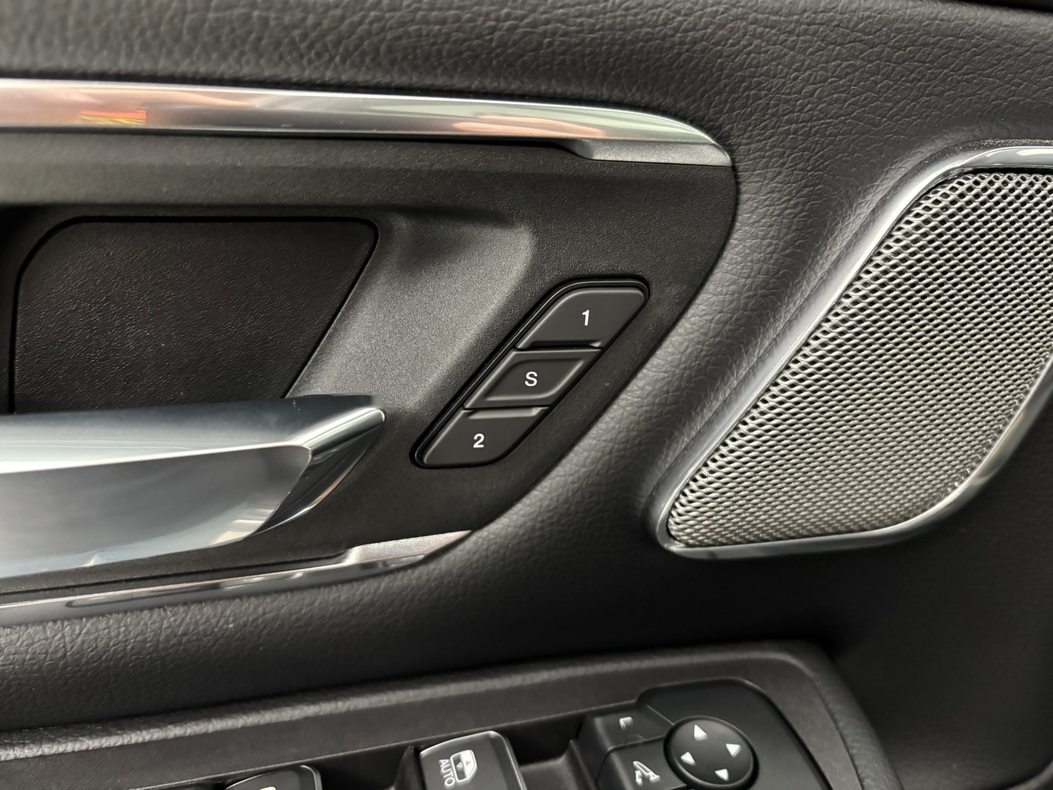 2026 RAM 1500 Laramie - Photo 47