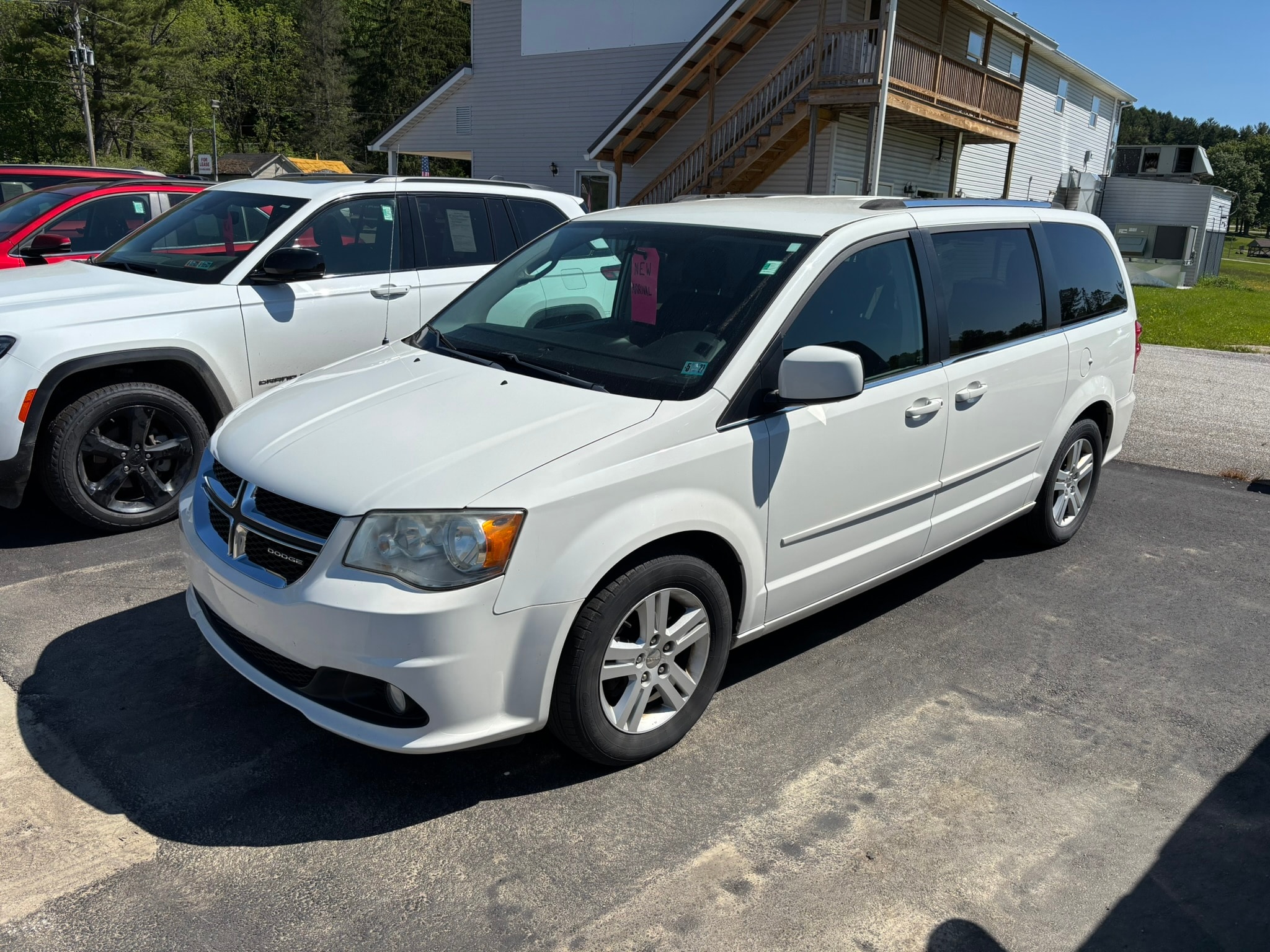 2011 Dodge Grand Caravan Crew FWD's photo